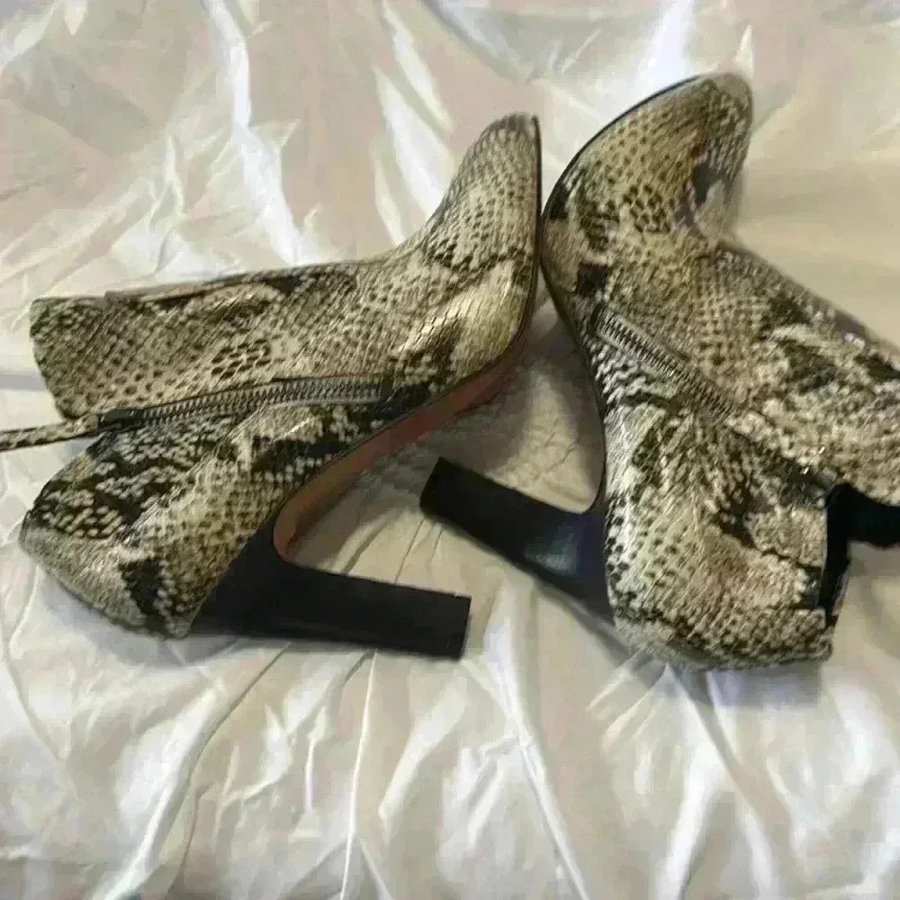 Franco Sarto Booties Snakeskin Print Size 7 - Picture 5 of 9